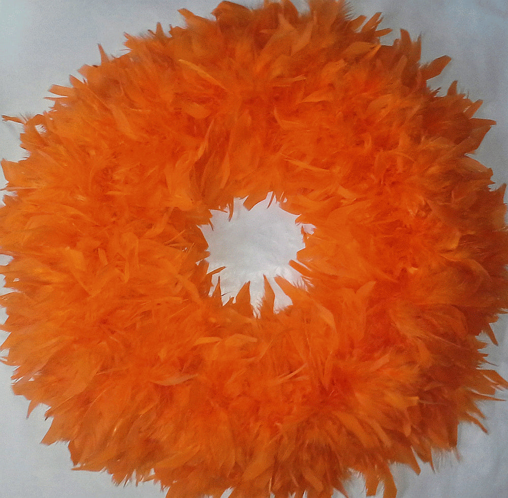 GORGEOUS FEATHER WREATHS for Chistmas! Nice Beautiful Gift Wreaths...Love These!