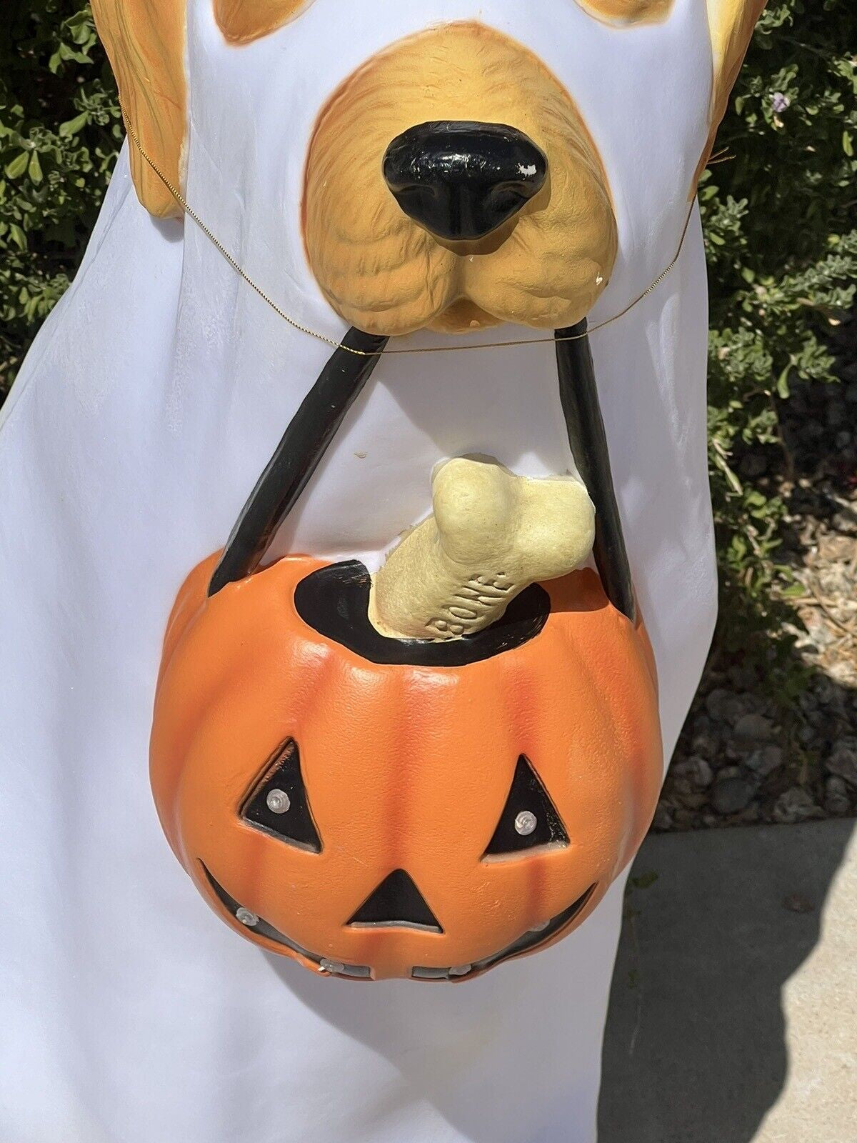 BRAND NEW HOME DEPOT HALLOWEEN 2.5 FT LED GHOST DOG BLOW MOLD GOLDEN RETRIEVER