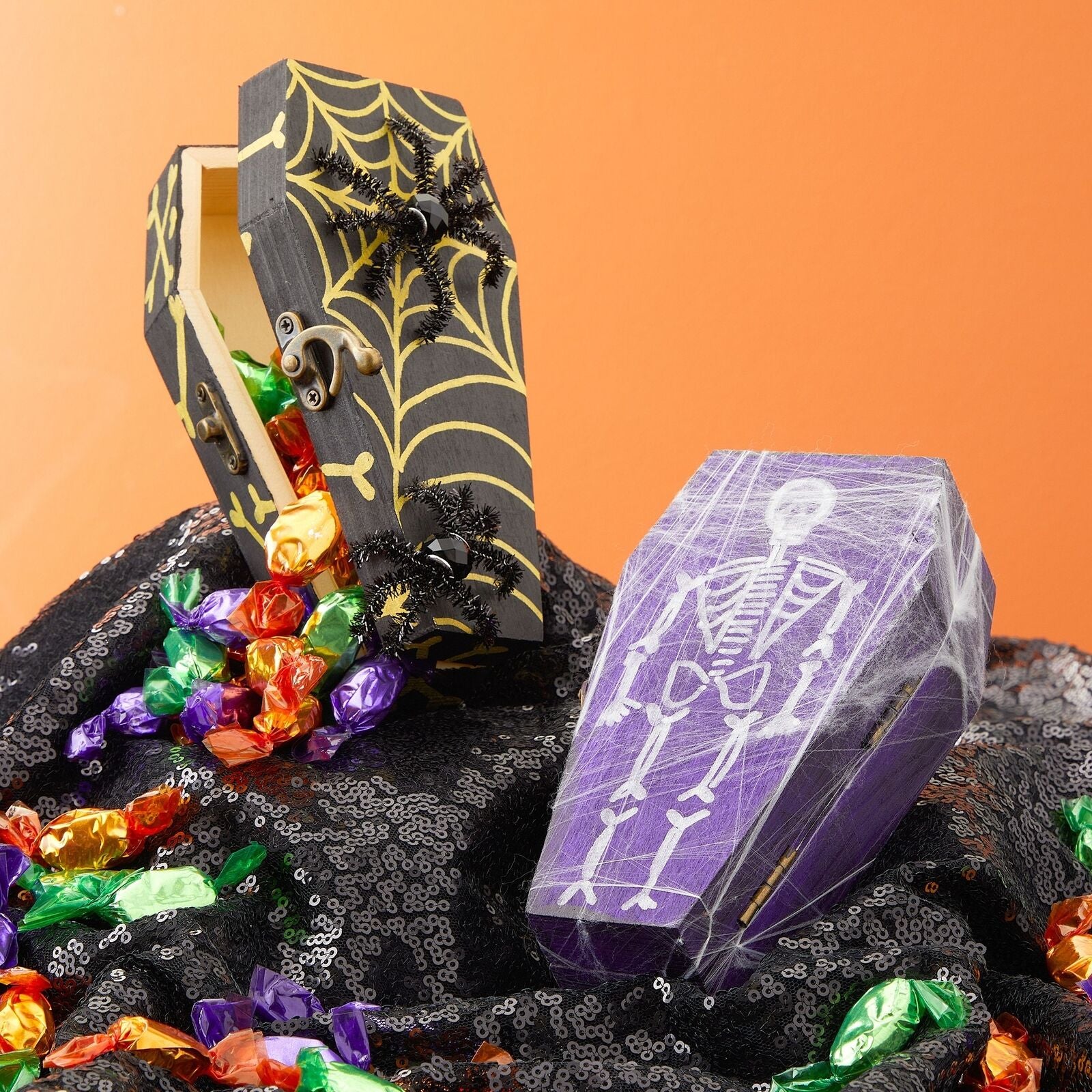 6 Pack Unfinished Halloween Coffin Box with Hinged Lids for Crafts 6 X 4 X 2 In
