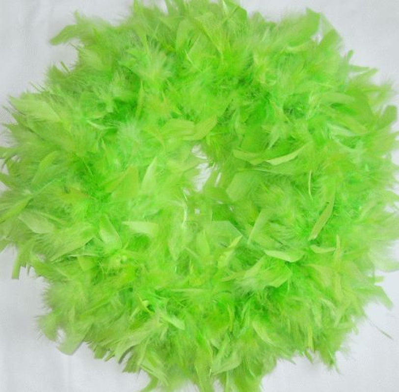GORGEOUS FEATHER WREATHS for Chistmas! Nice Beautiful Gift Wreaths...Love These!