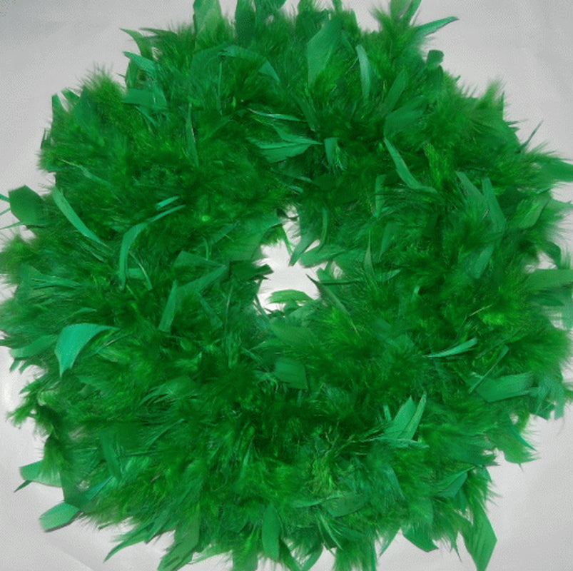 GORGEOUS FEATHER WREATHS for Chistmas! Nice Beautiful Gift Wreaths...Love These!