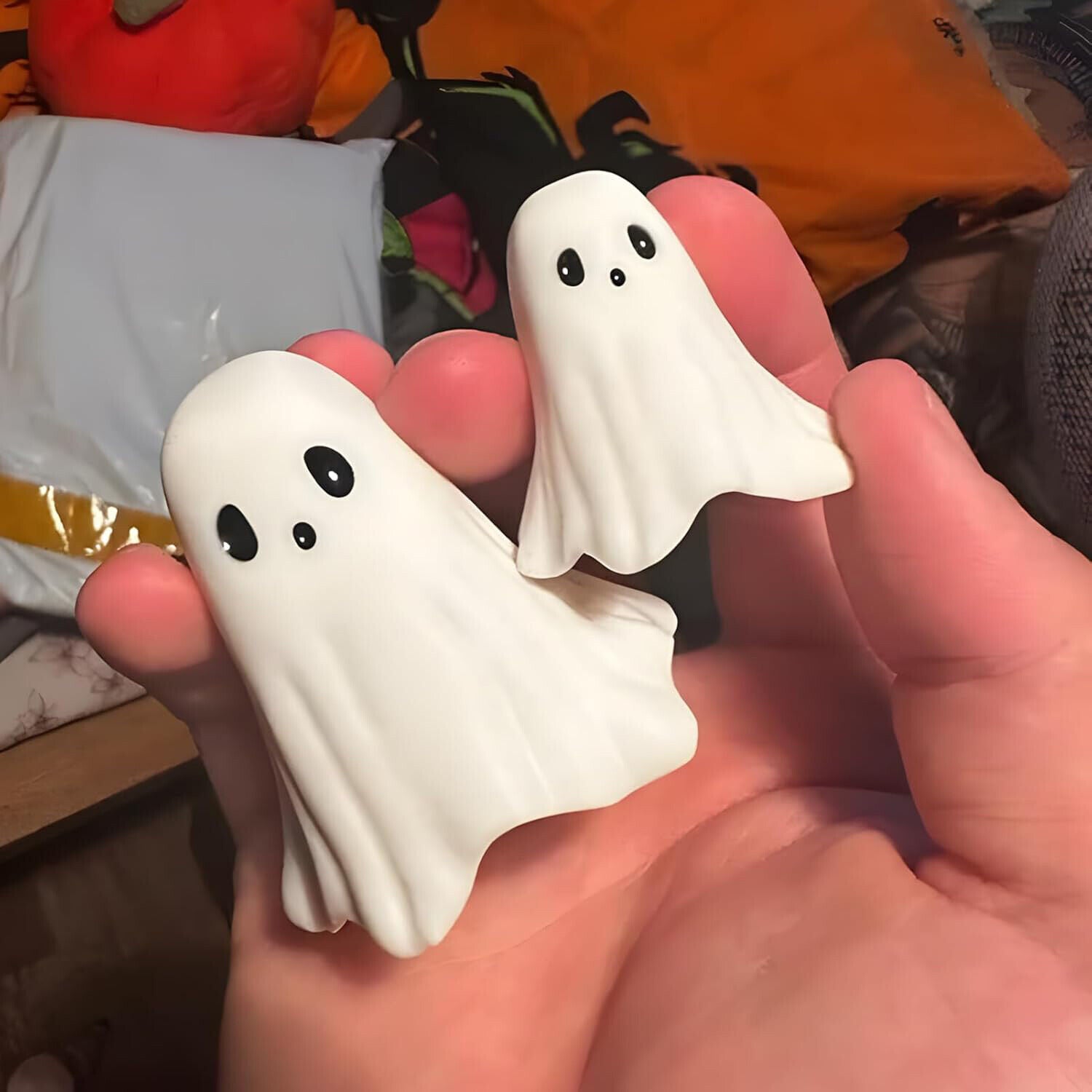 Halloween Cute Ghost Figurine Spooky Resin Statue Decoration Home Tabletop Decor